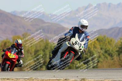 media/Mar-21-2025-CVMA Friday Practice (Fri) [[30cd4fe323]]/5-Racer 4/Session 3 Turn 9 Entry/